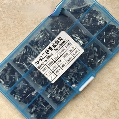 180/480/ 600pcs/Box  TO-92  Transistor Set Kit 2N2222 2N5401 2N5551 A1015 A733 S9014 C1815 C945 A42 A92 2N3904 2N3906 2N5401 2N5551